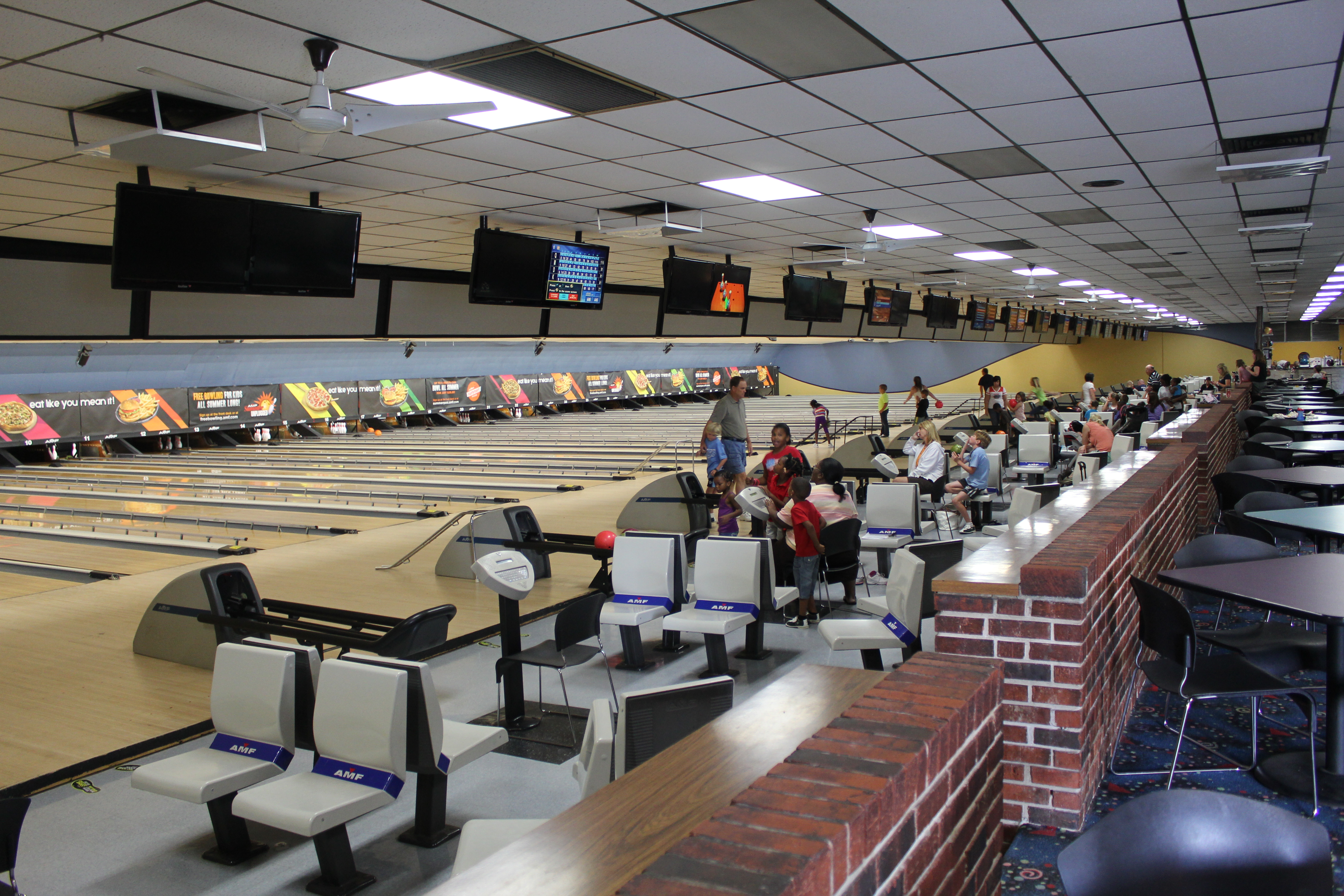 AMF bowling lanes in Lakeland, FL